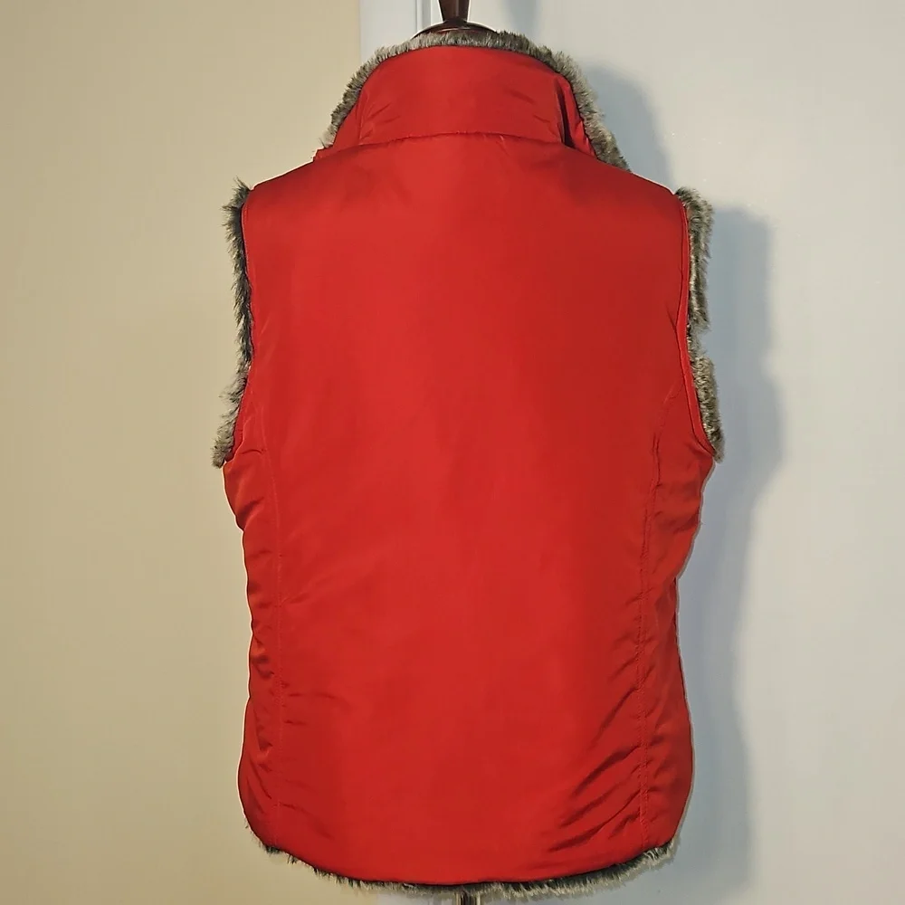 Women's Red Faux Fur Lined Vest Size Large